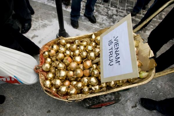 Reklamai žiniasklaidoje savivaldos rinkimuose jau išleista per 3 mln. litų